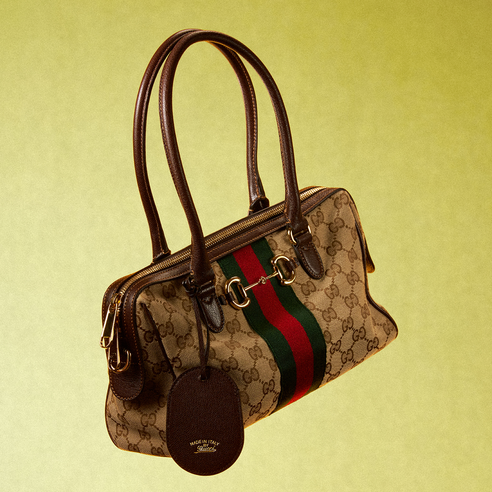 Gucci Facebook ad
