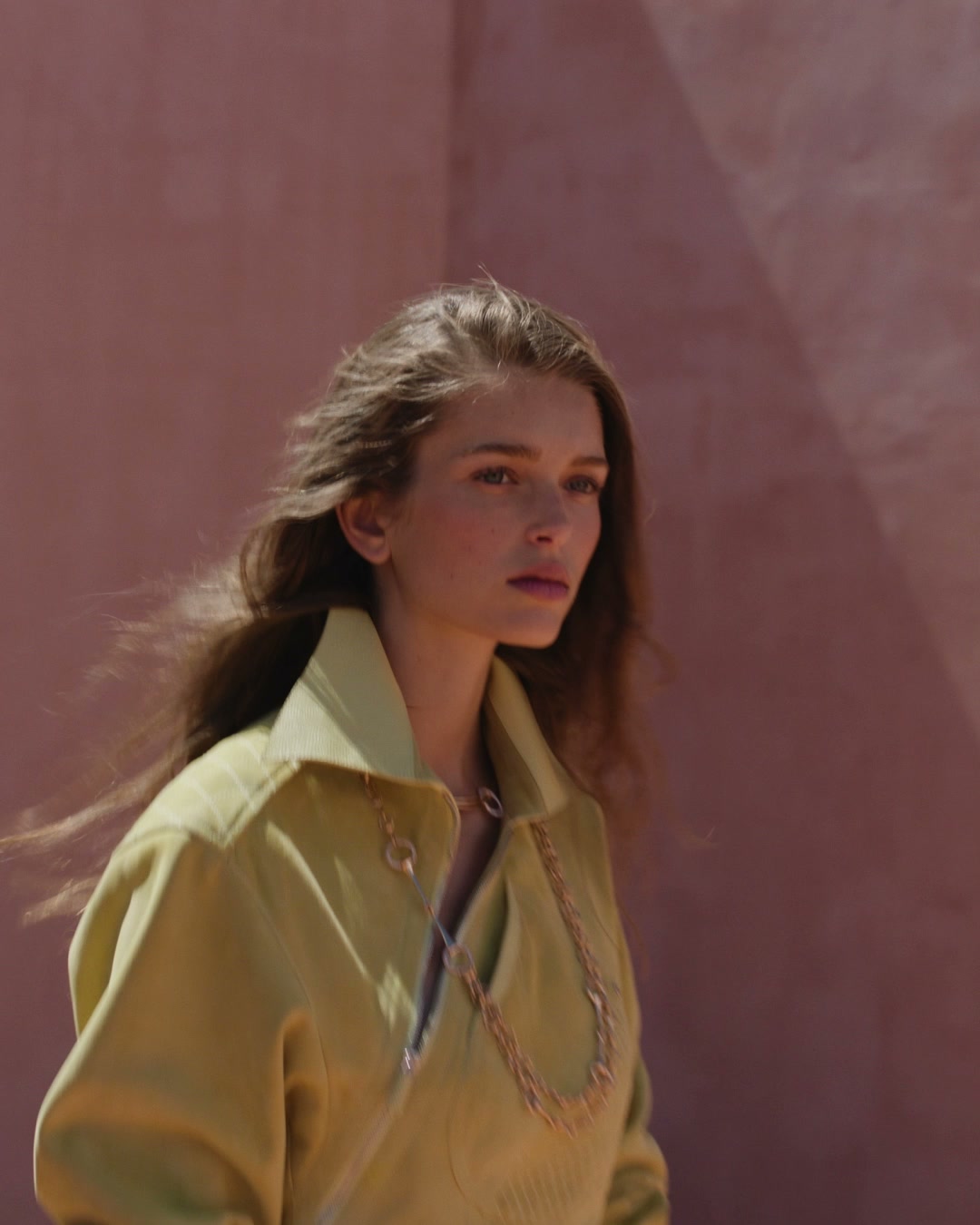 Hermès Facebook ad: Ride on! The bright geometry of shadows and…
