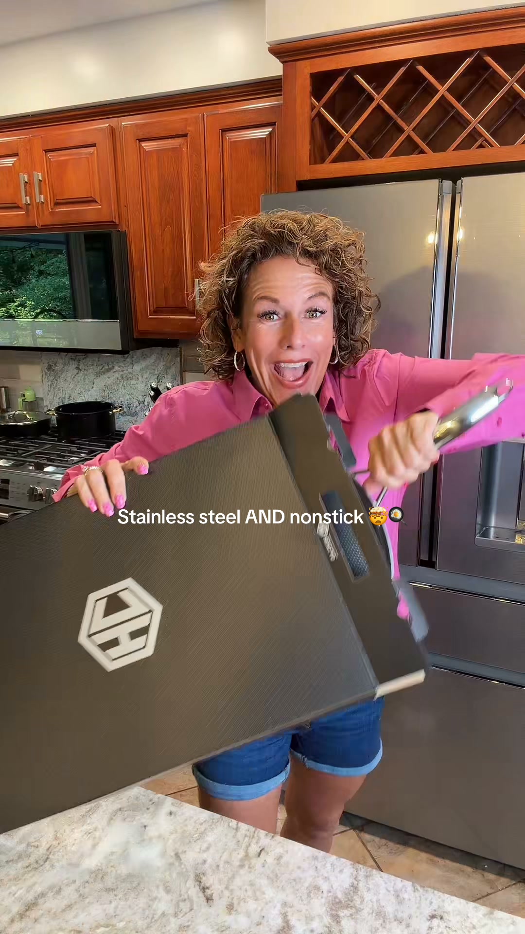 HexClad Facebook ad: Trusted by 2M+ home cooks