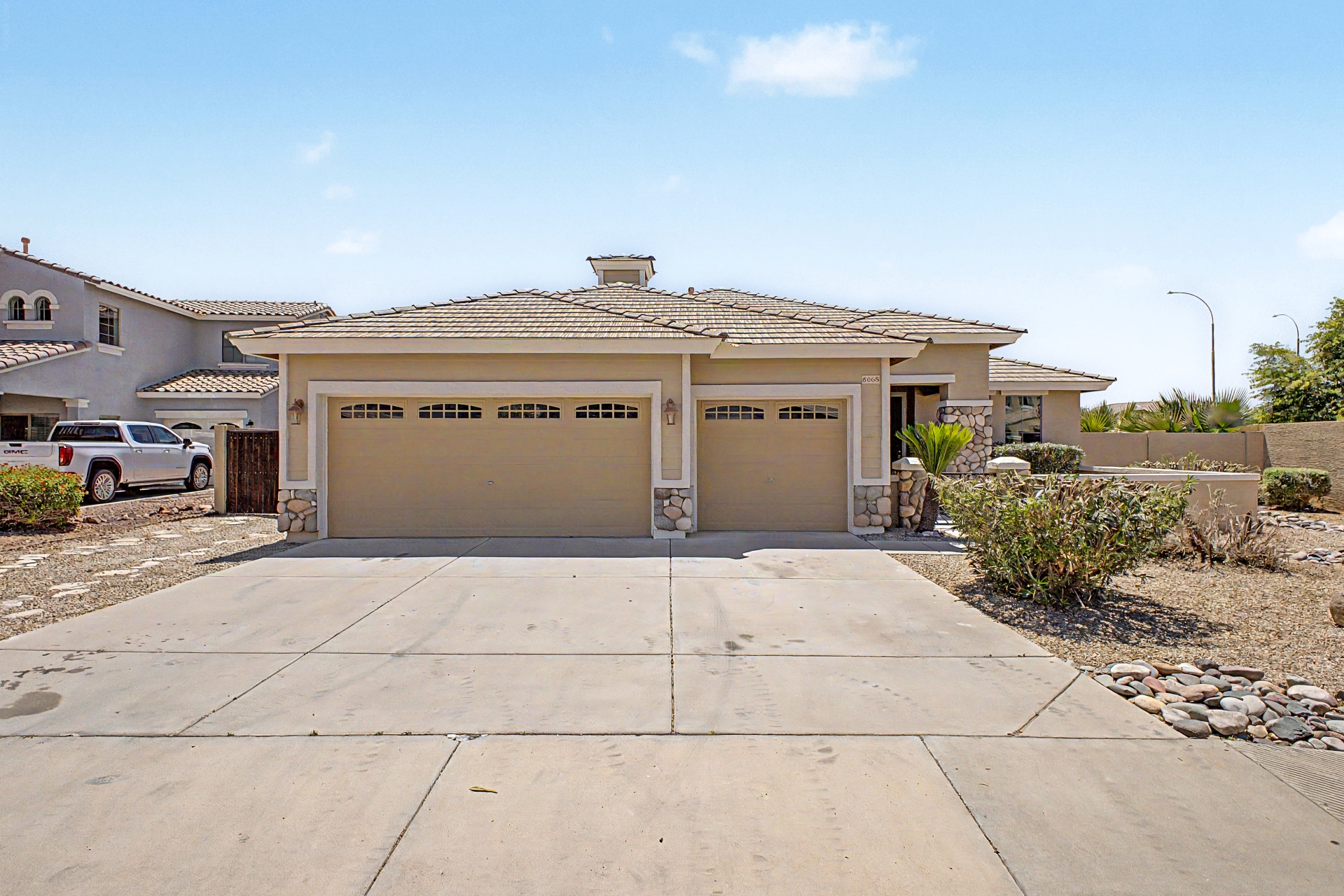 Long Le, Realtor Facebook ad