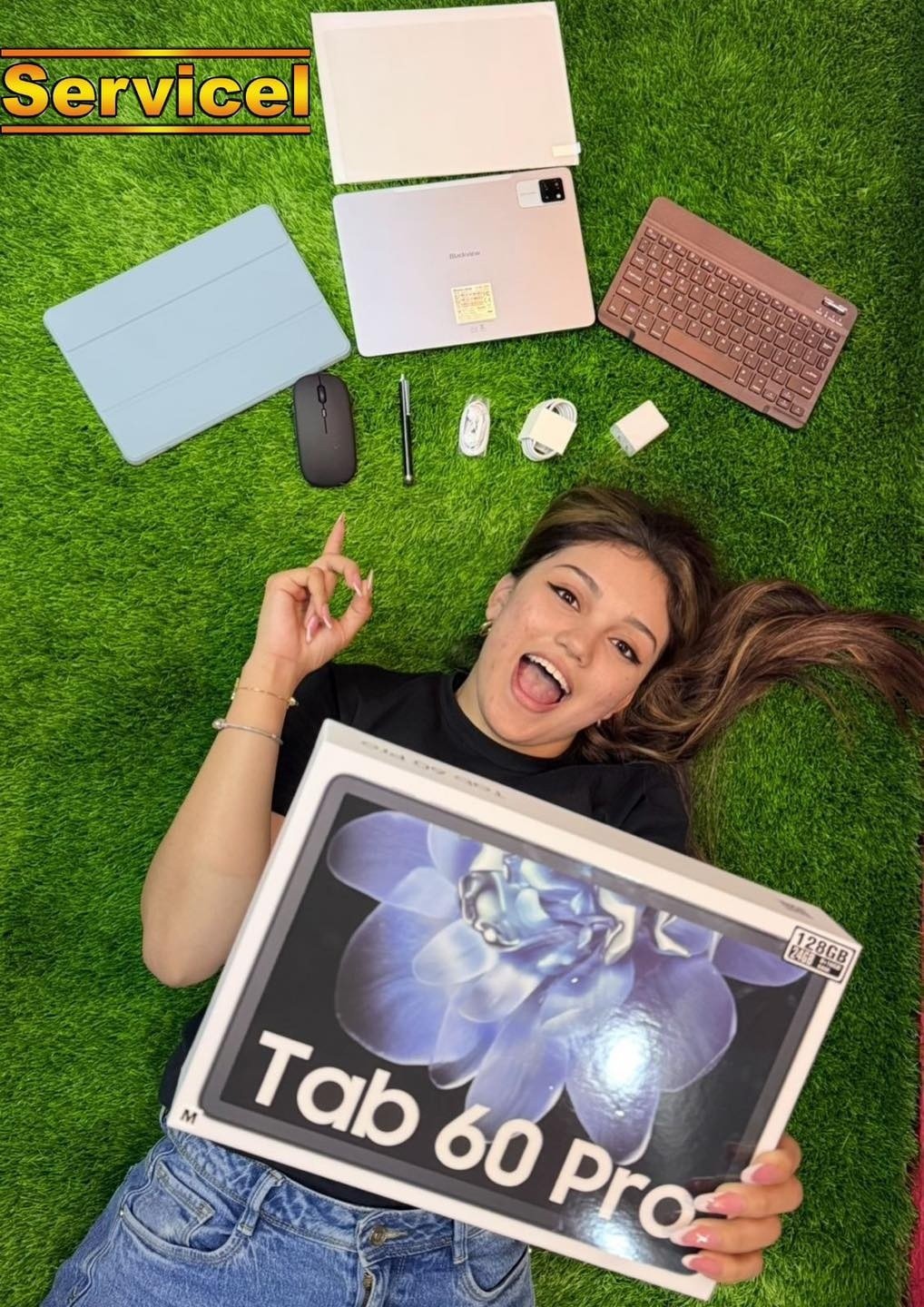Servicell Facebook ad: ¿UNA TABLET QUE PAREZCA COMPUTADORA?