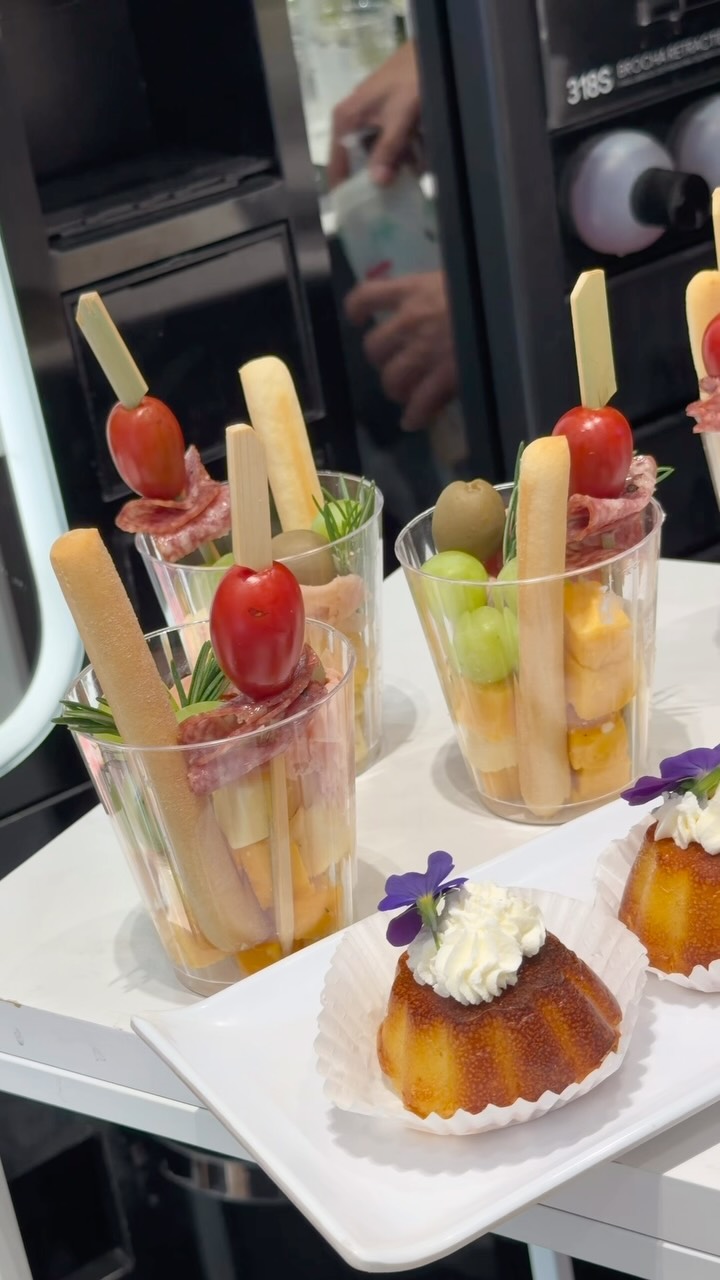 Postres Keto y sin azúcar Quito Facebook ad: El verdadero propósito es conectar con ustedes, crear…