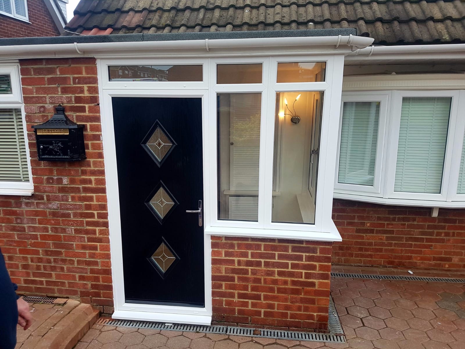 Safe Seal North East Facebook ad: 5 Windows & 2 doors from £2200