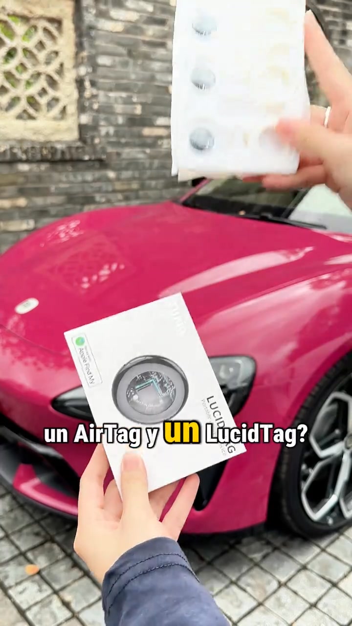 Tecinal-Official Facebook ad: ¿AirTag? No es suficiente cuando realmente importa