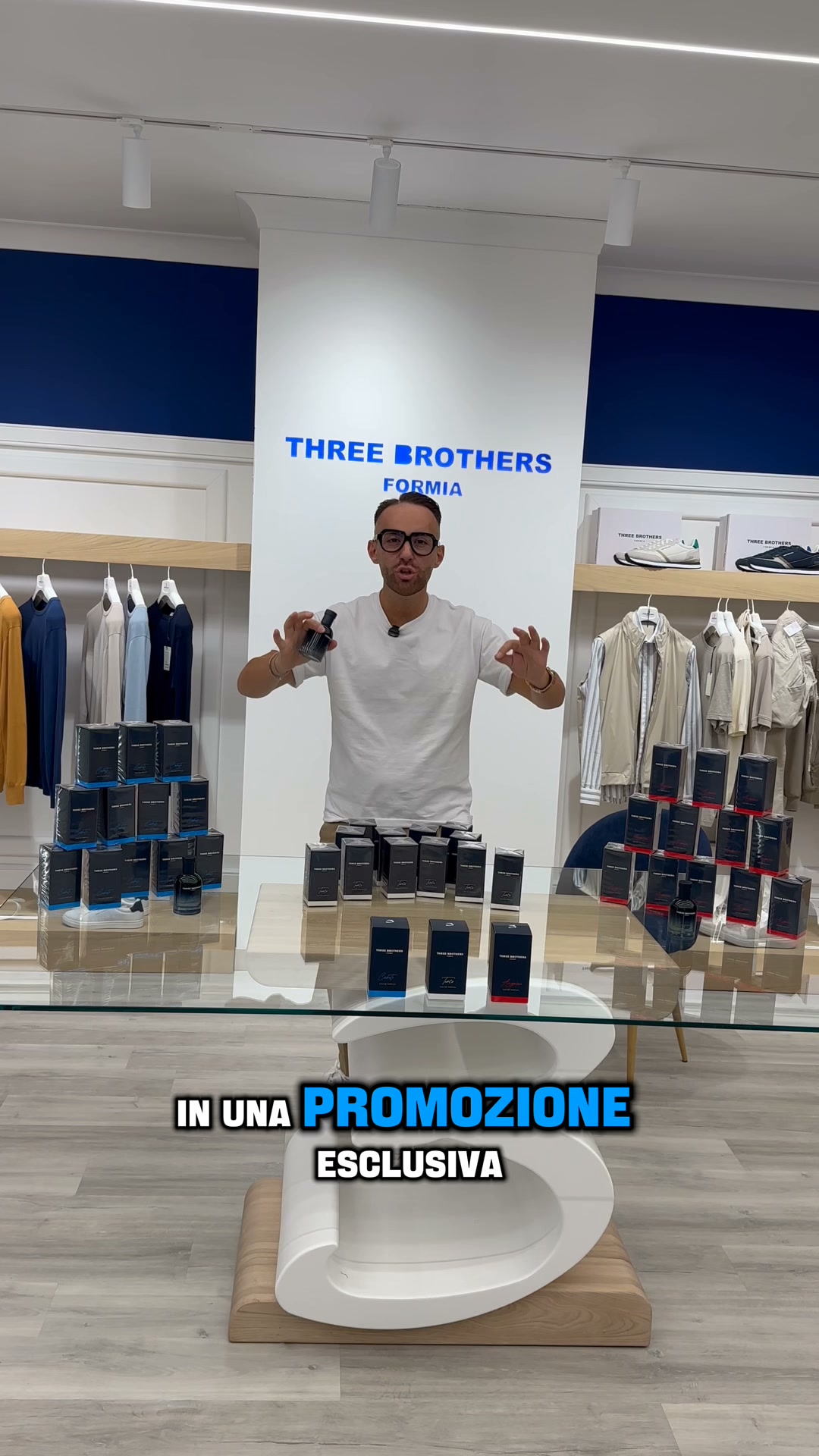 Three Brothers Formia Facebook ad: INTENSO, PERSISTENTE, INCONFONDIBILE.