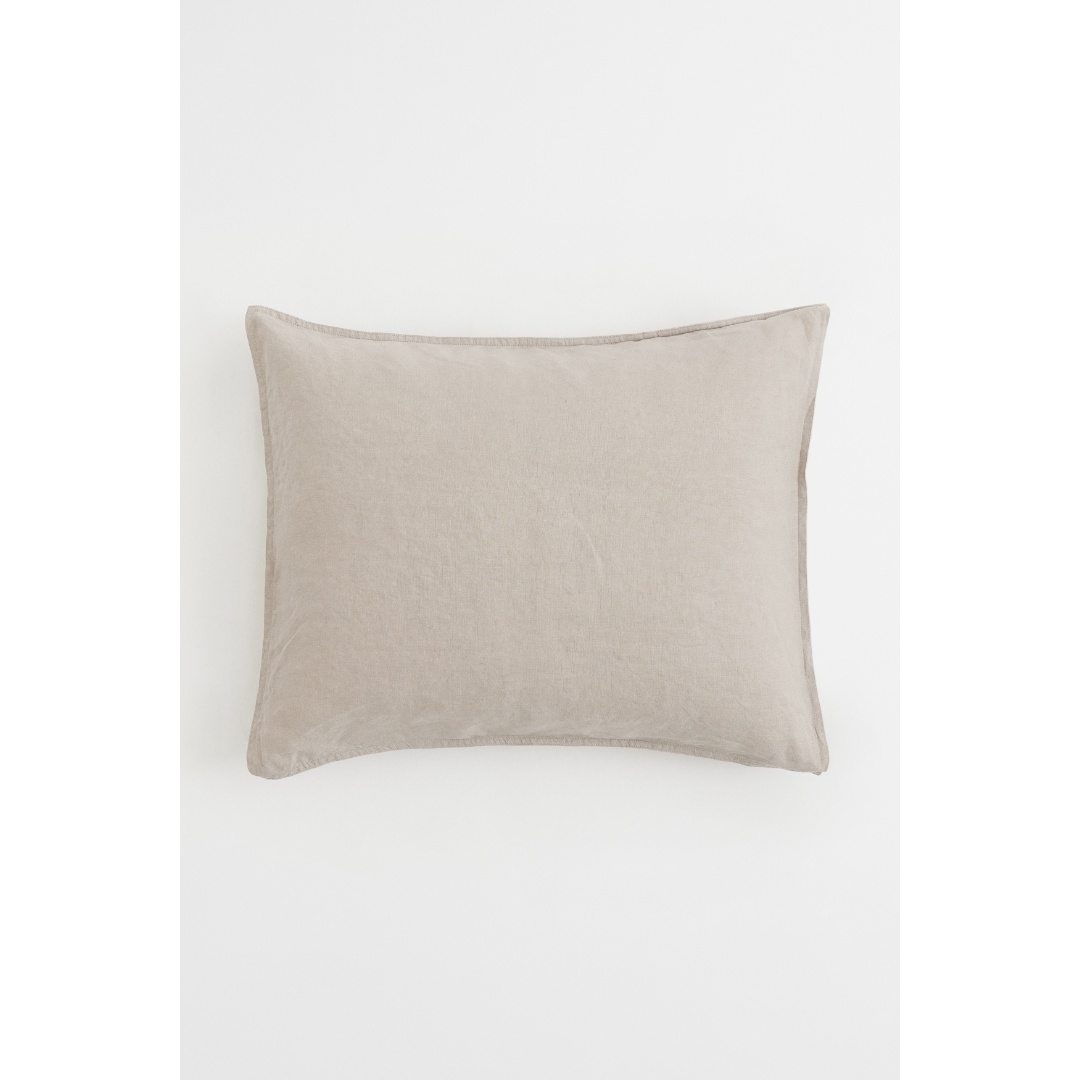 H&M HOME Facebook ad