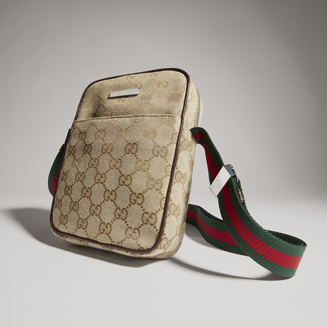 Gucci Facebook ad