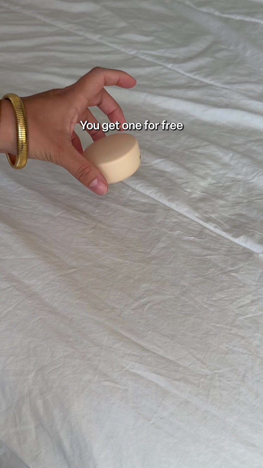 VionB Facebook ad: ViSound Air - Earbuds in 7 Skin Tones