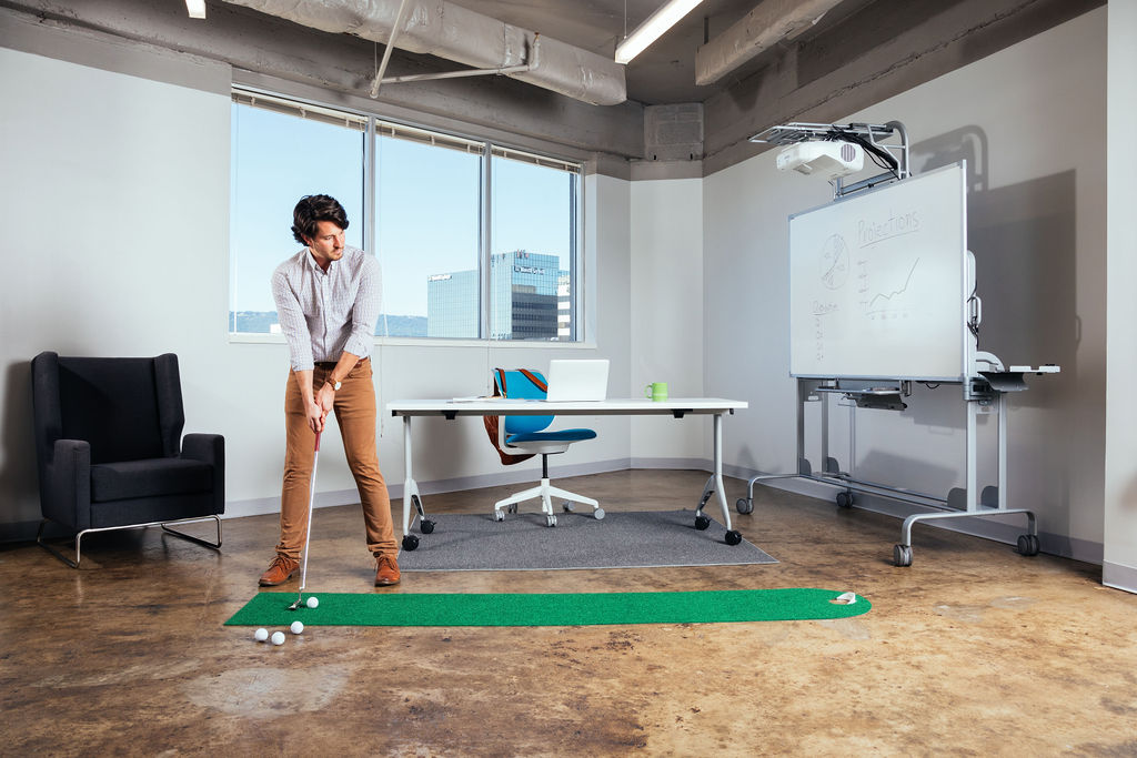 PUTT-A-BOUT Facebook ad: PUTT-A-BOUT Putting Mats