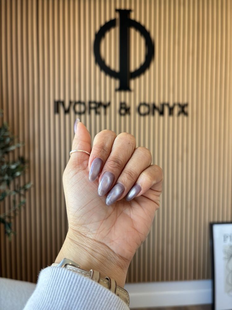 Ivory & Onyx Nail Lounge Facebook ad