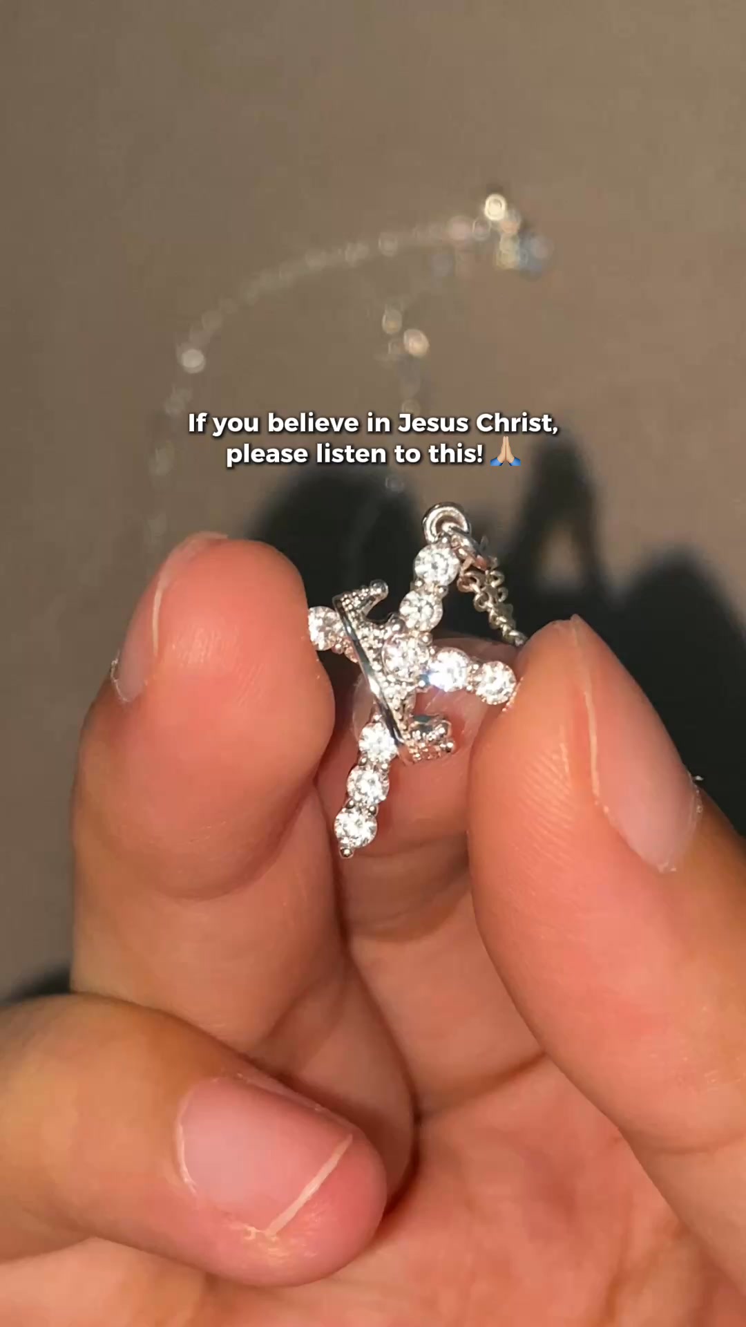 Lainly Facebook ad: Buy 1 Get 2 FREE