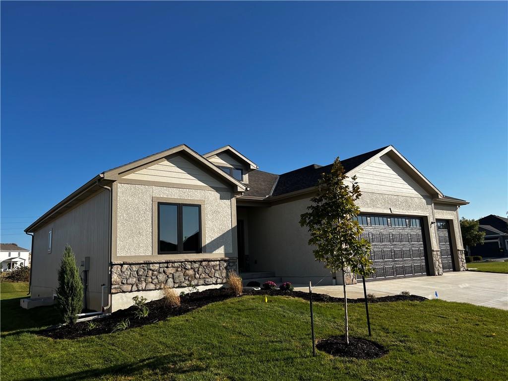 Search Kansas City Area Homes For Sale Facebook ad: Search homes for sale in the Kasnas City…