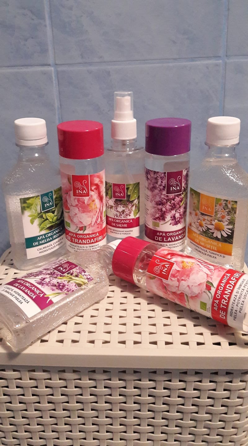 InaEssentials - Magazin online de familie, cu produse cosmetice BIO Facebook ad