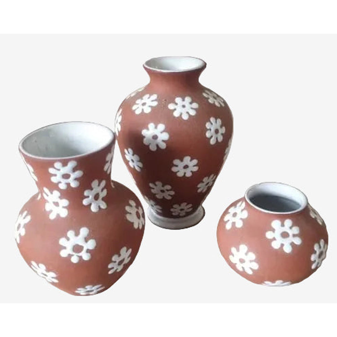 Planet Retro - Clothing Homeware Lifestyle Facebook ad: Sculptural Retro Decor
