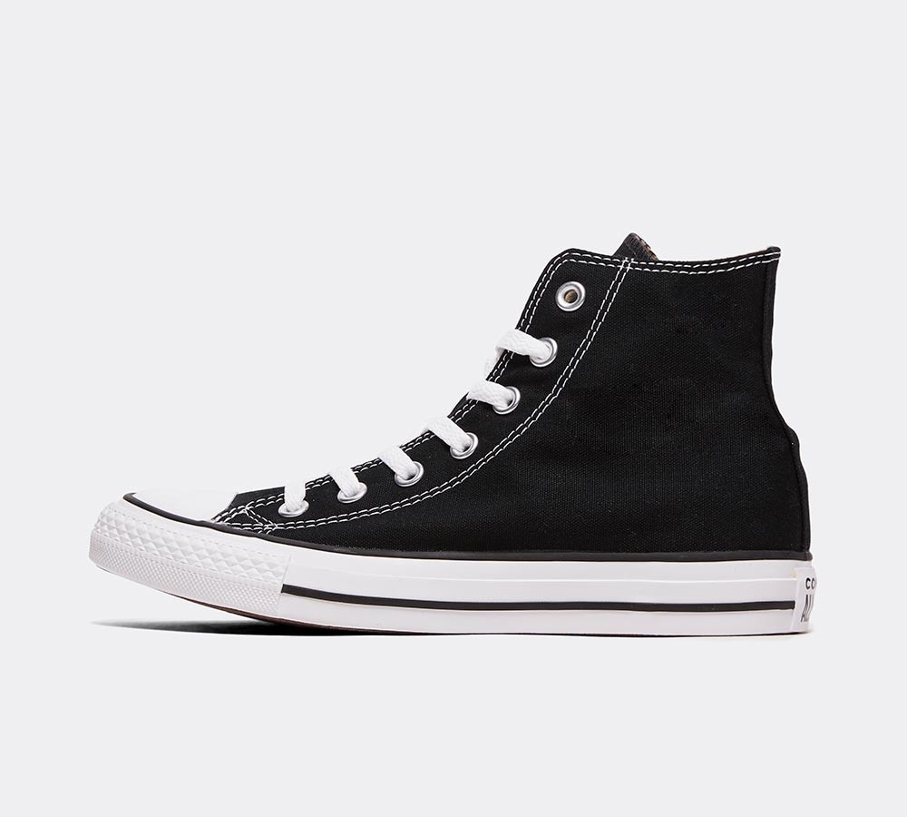 Footasylum Facebook ad