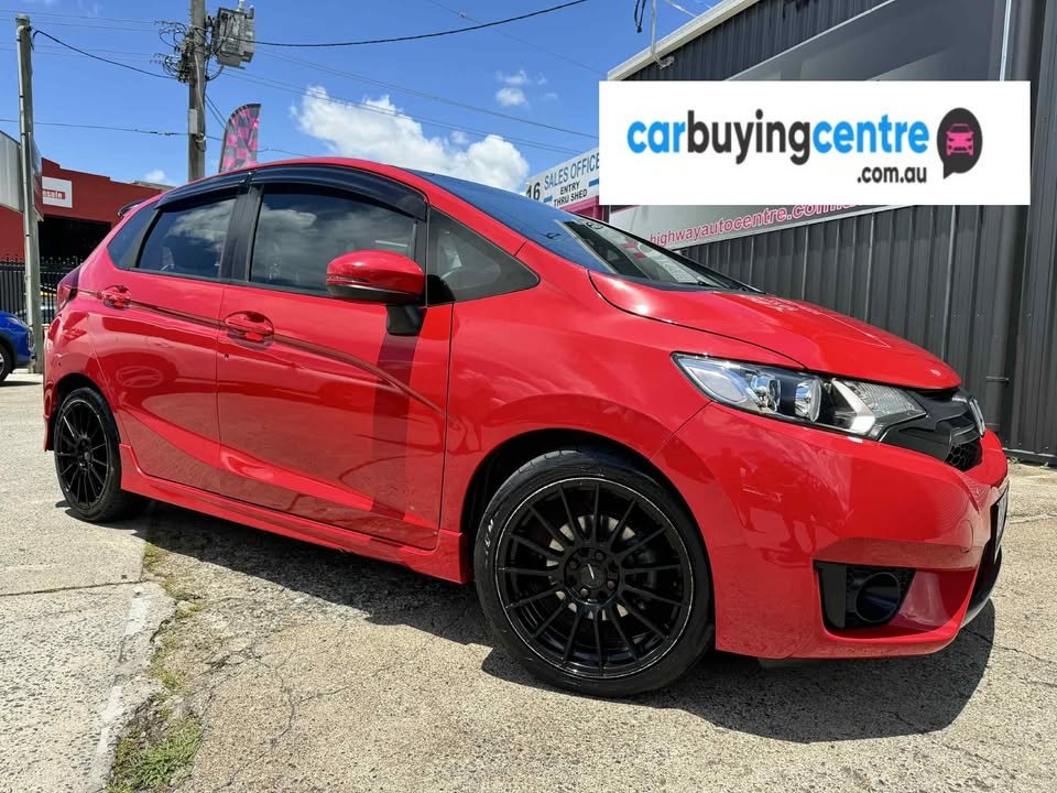 Shaianne McGlone Facebook ad: 2016 Honda JAZZ VTi-S GK MY16 AUTOMATIC 1.5L HATCHBACK