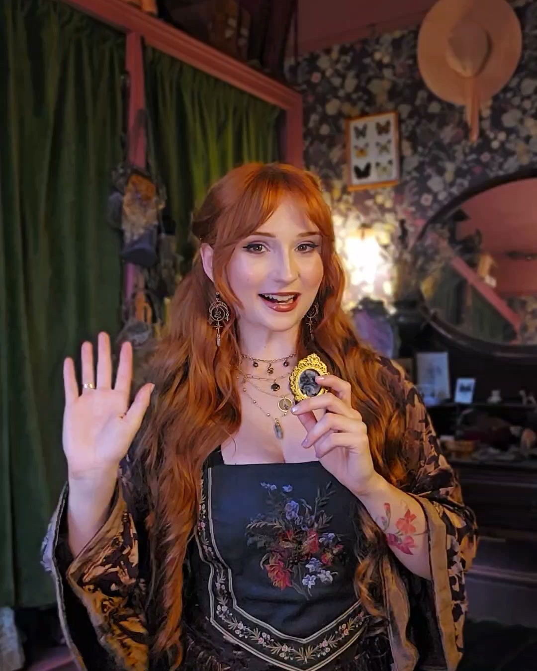 Disturbia Facebook ad: Shop Otherworldly Fashion