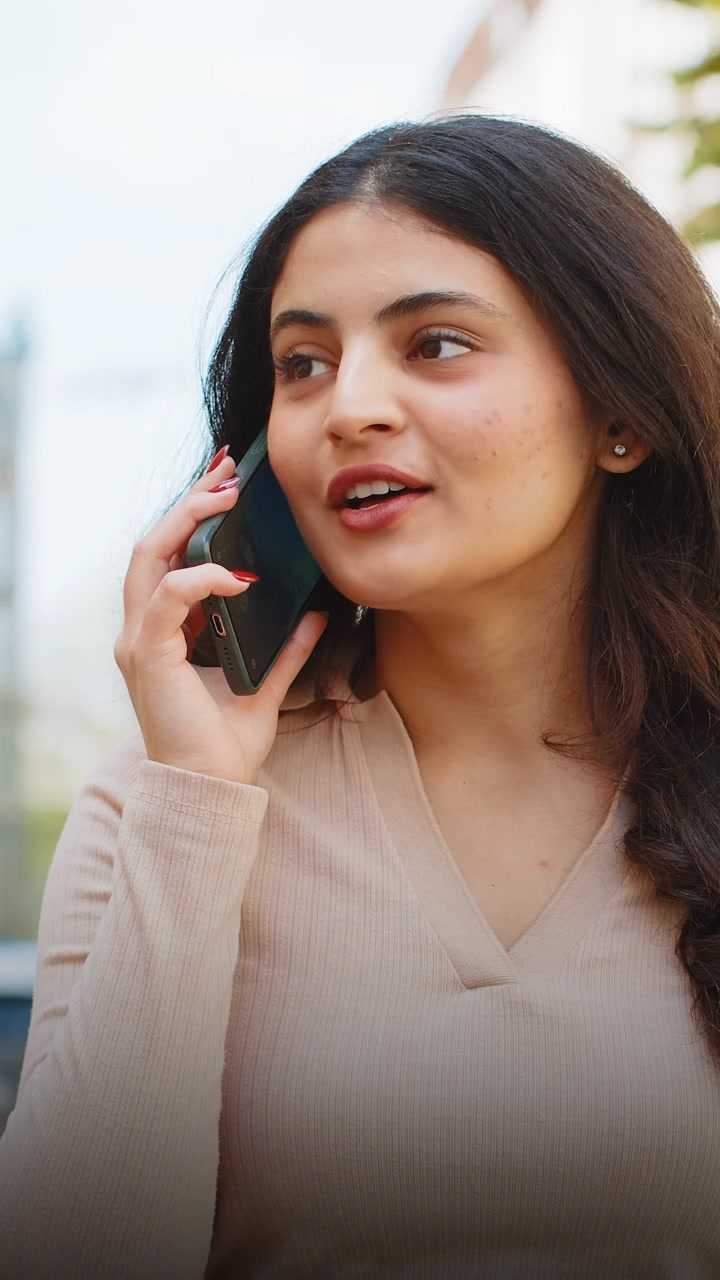 Hindi Connecto App Facebook ad: Sirf ₹1 mein apne naye BFF se baat karo!