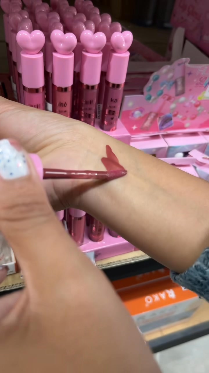 Importadora y Distribuidora de Maquillaje Mode Quetzaltenango Facebook ad: Top 10 por menos de Q.10.00