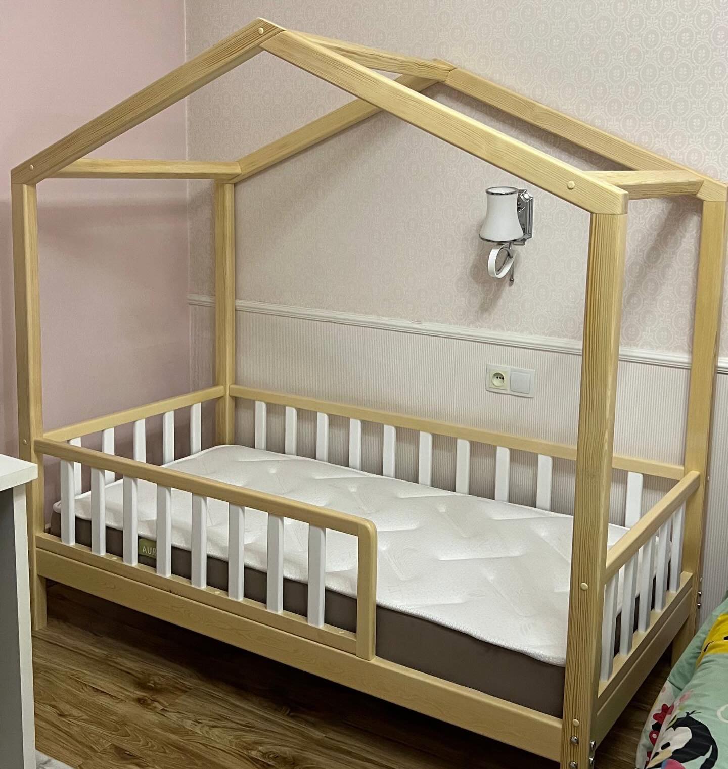 Wood Crafts Eco Facebook ad: Детская кровать, которая станет любимым местом вашего…