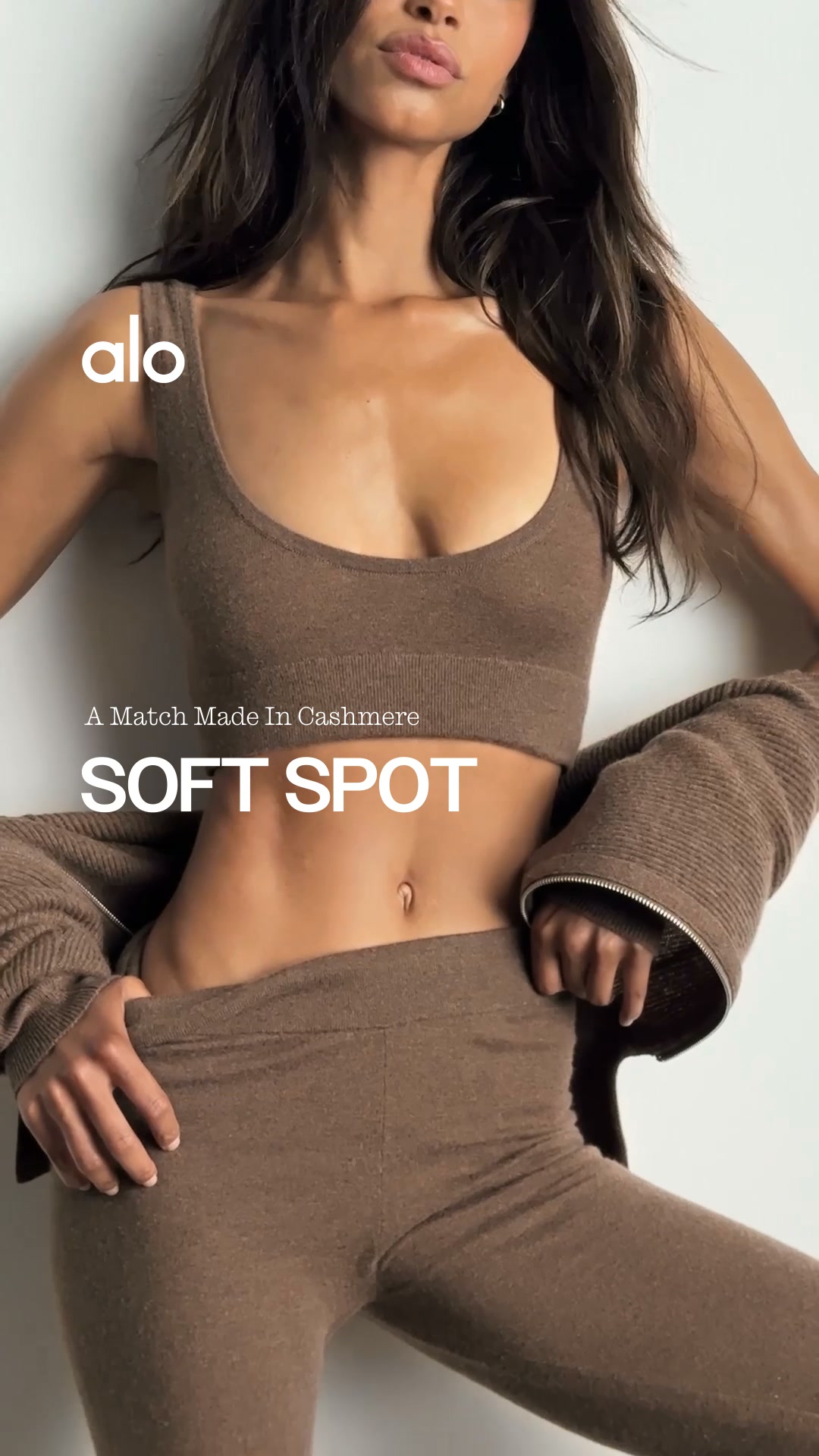 Alo Yoga Facebook ad: The Lounge Edit
