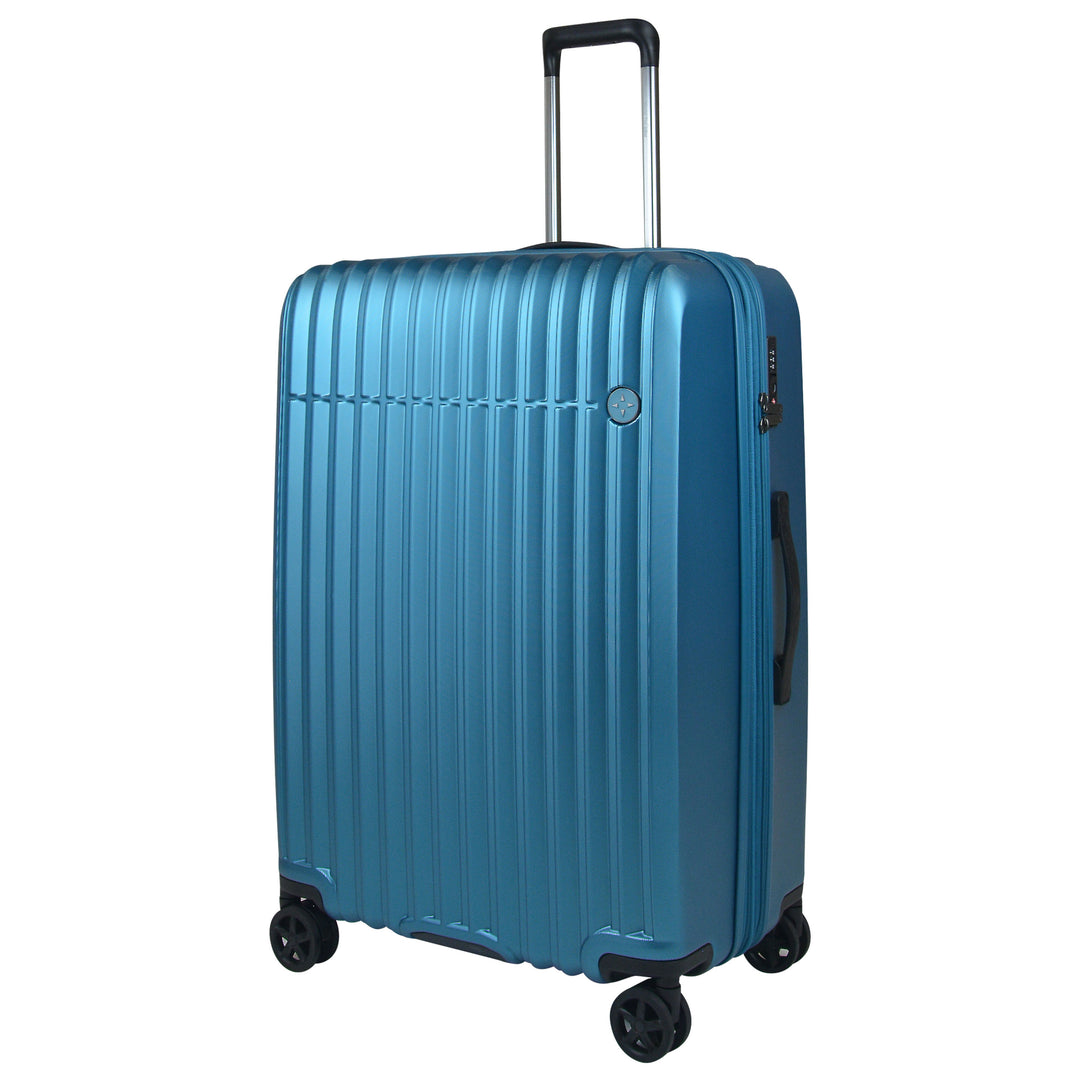 The Travel Club Facebook ad: Pack easy. Go anywhere.
