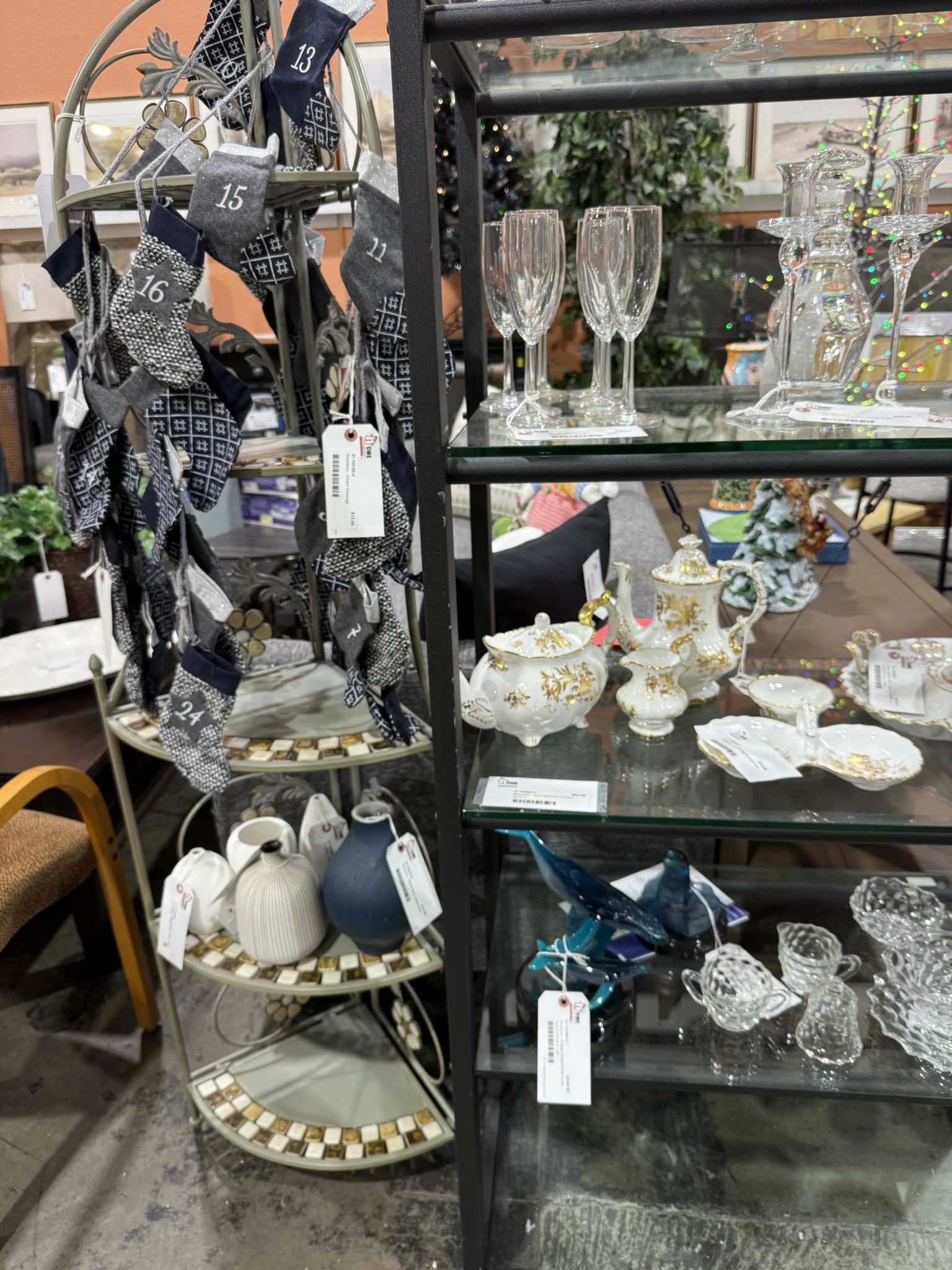 Home Consignment Center - Danville Facebook ad: Now accepting furniture and décor consignments.