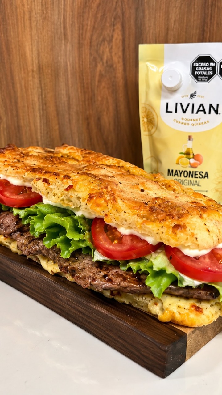 Livian Facebook ad: FIGAZA DE CHIPA para tus sanguches