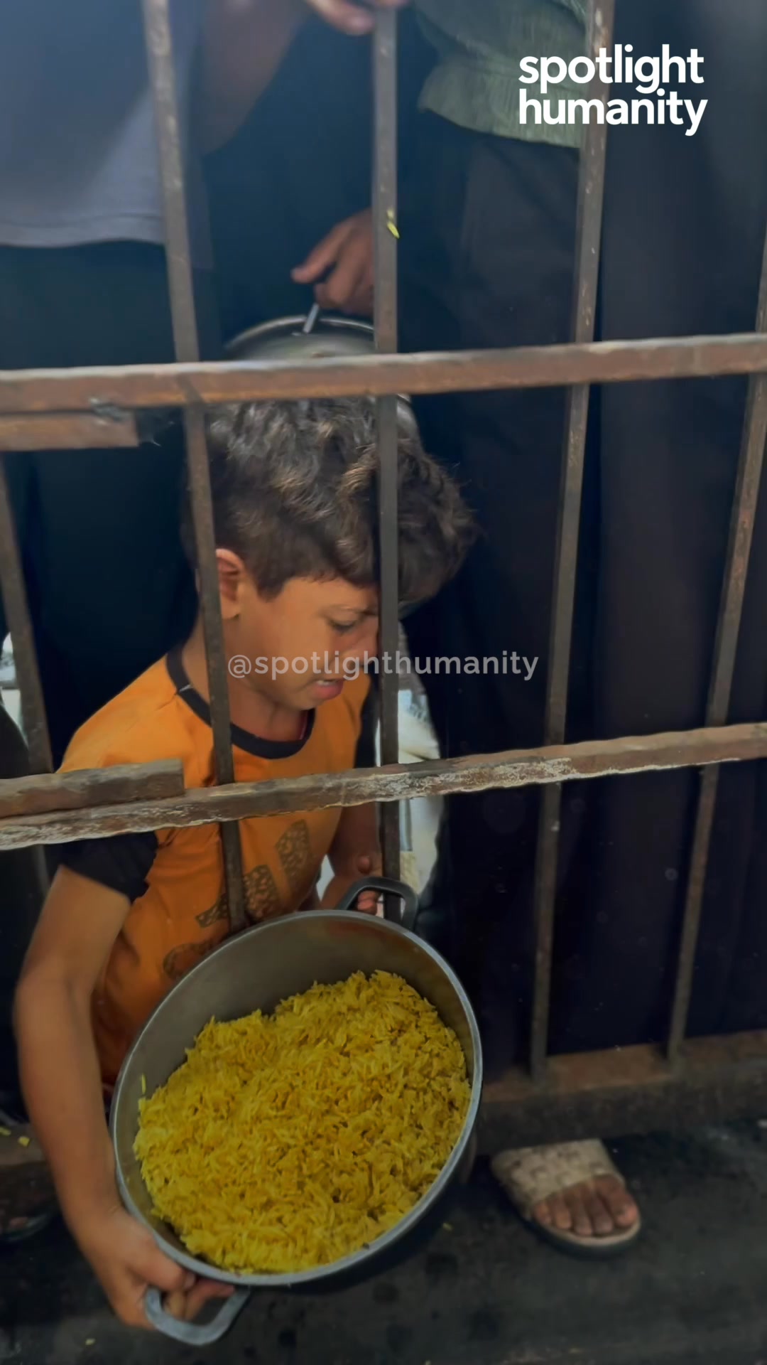 Spotlight Humanity Facebook ad: Donate Now Support Families in Need