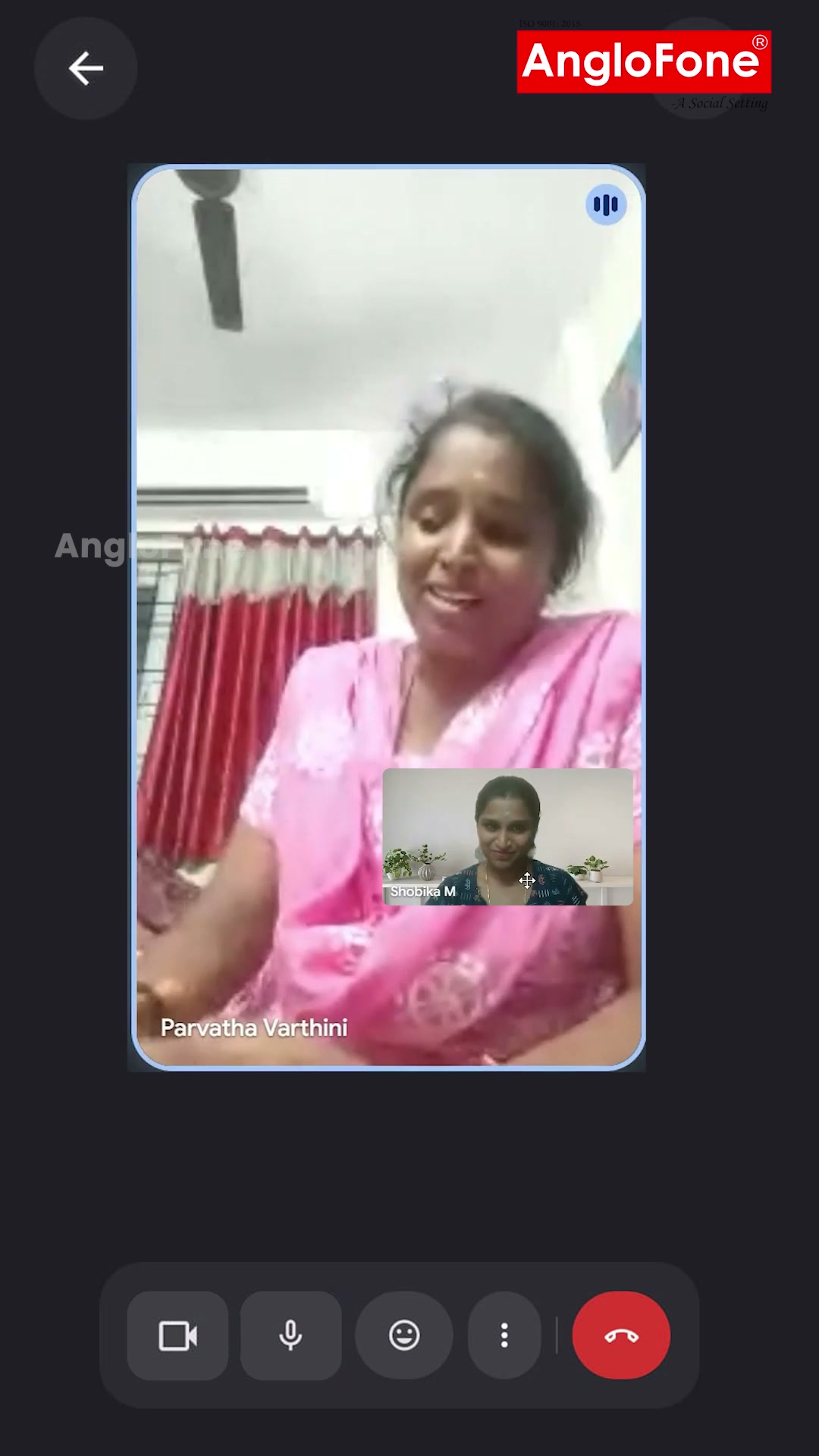 Anglofone Online English - Tamil Facebook ad: Chat with us