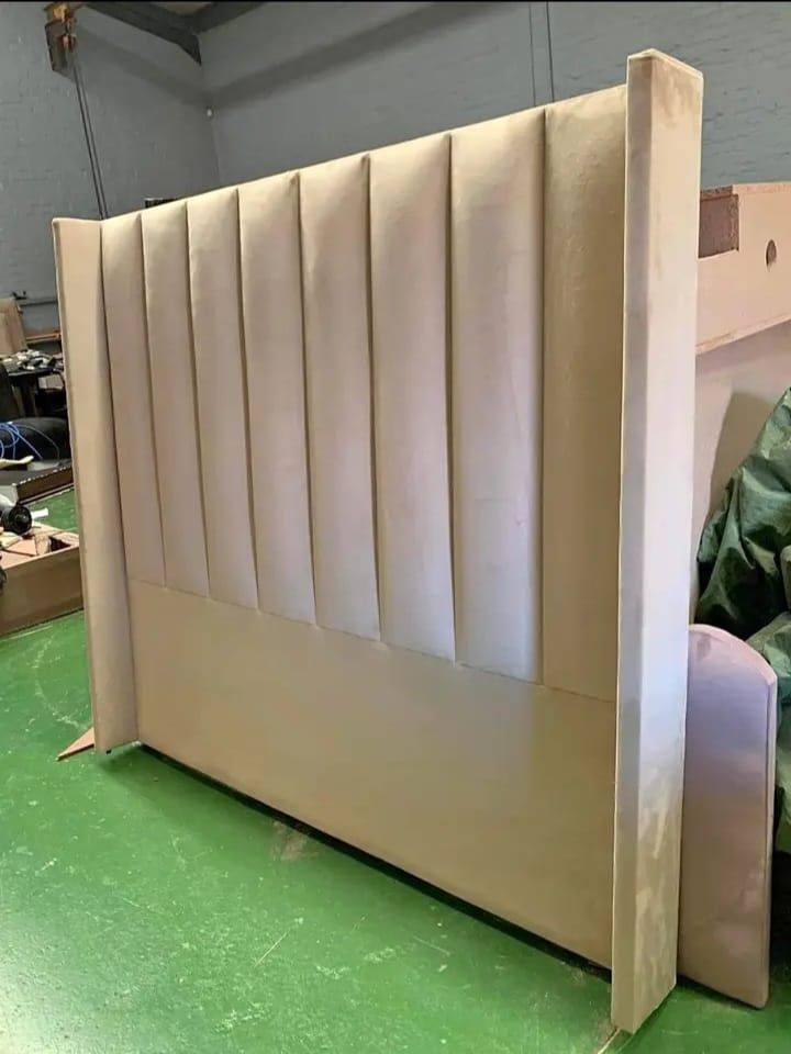Headboard specialist Facebook ad