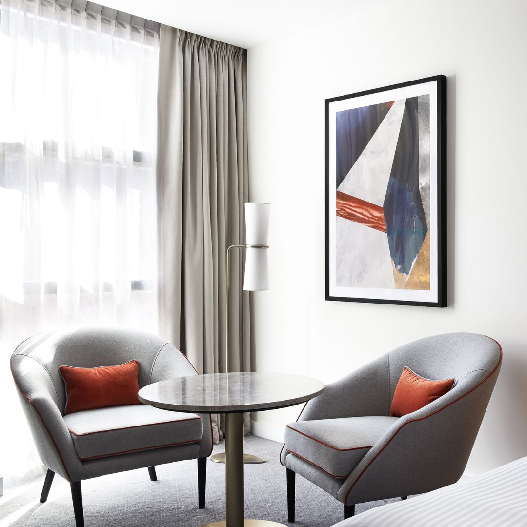 Crowne Plaza Sydney Darling Harbour Facebook ad: Experience comfort and convenience in the heart of