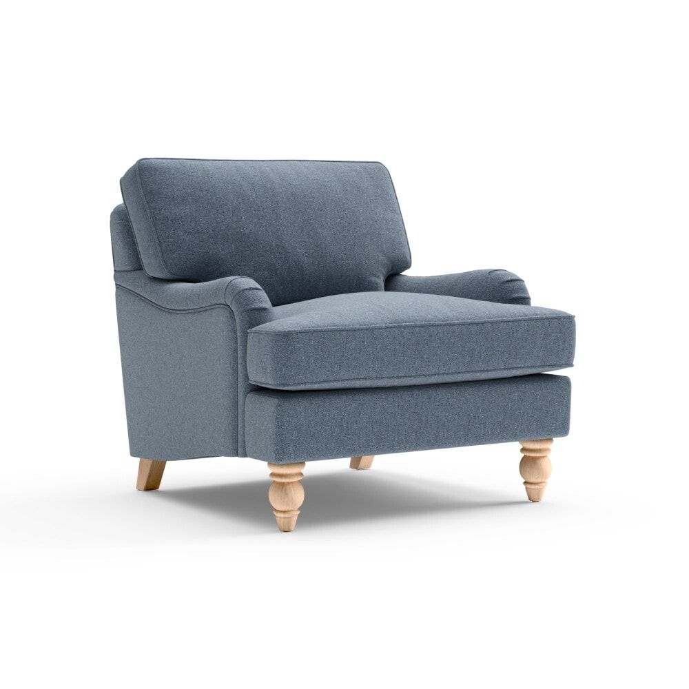 The Cotswold Company Facebook ad: Create a loved and lived-in home this season…