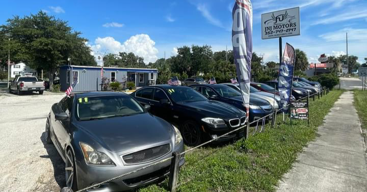 JNJ Motors Facebook ad: Hey there! Looking for a buy here pay…