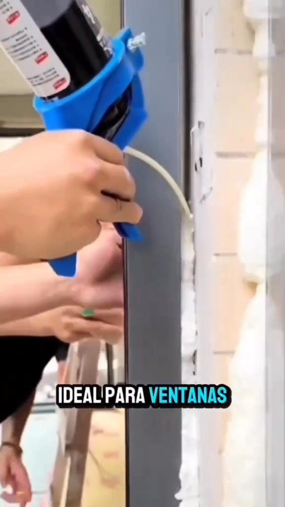 Correcaminos Autopartes Herramientas Lubricantes Colombia Facebook ad: 𝗘𝗦𝗣𝗨𝗠𝗔 𝗘𝗫𝗣𝗔𝗡𝗦𝗜𝗩𝗔