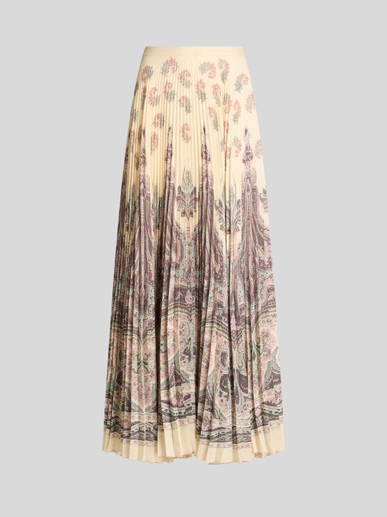 ETRO Facebook ad