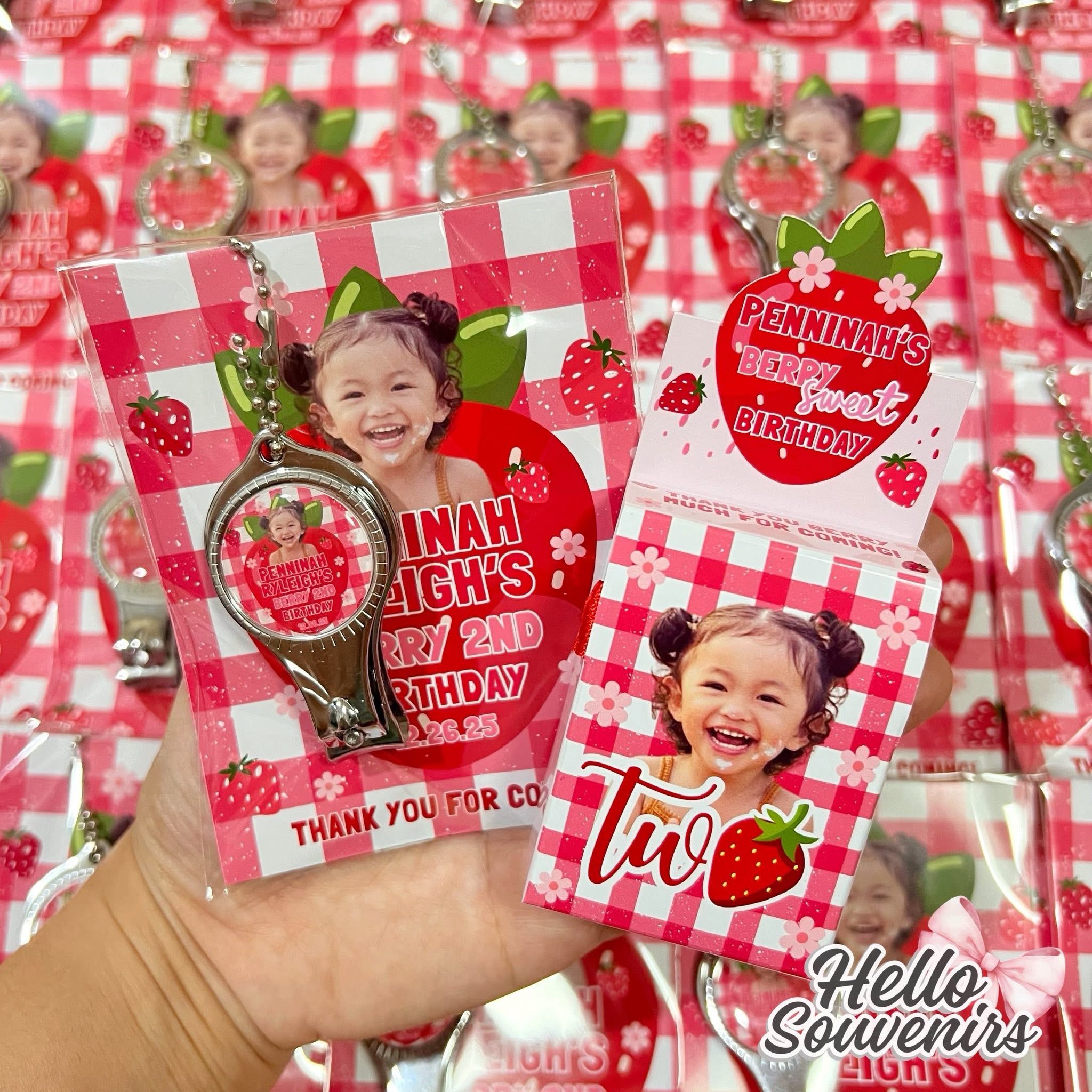 Hello Souvenirs Facebook ad