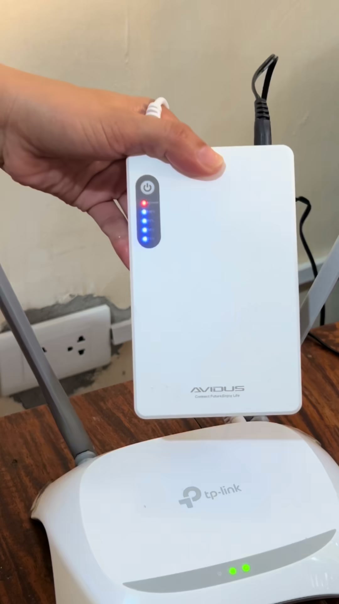 Every. Tech. Facebook ad: Mini UPS Backup Power Supply