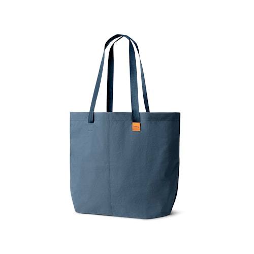 Bellroy Facebook ad