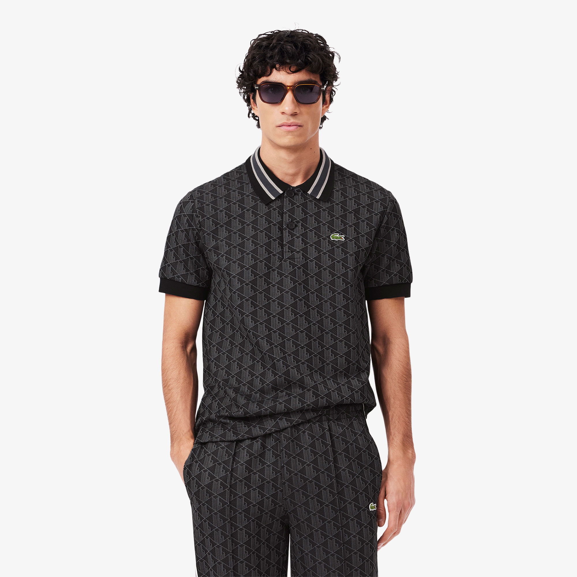 Lacoste Facebook ad