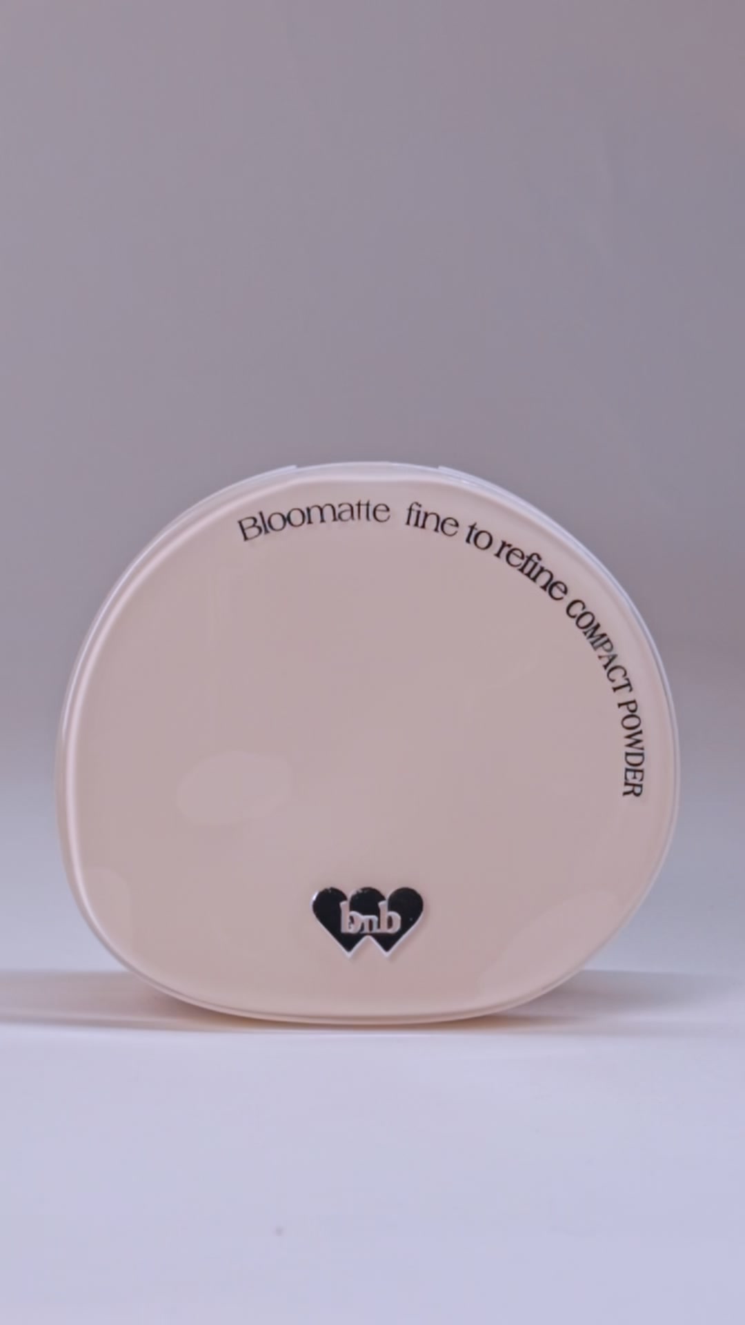 Barenbliss Philippines Facebook ad: Blur, Set, and Control Oil in One Swipe