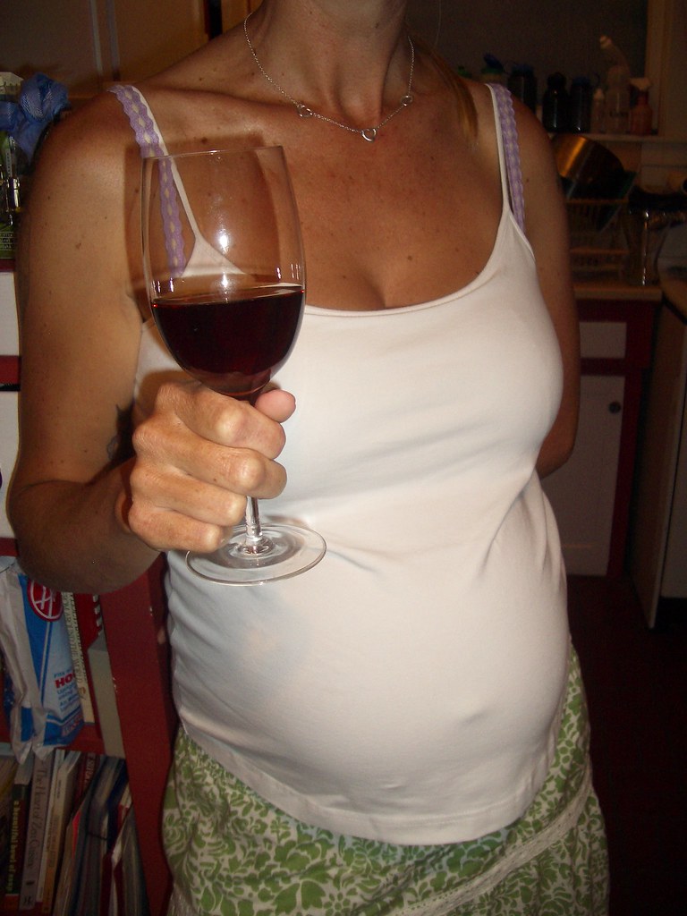 Amanda Kirsten Facebook ad: Read This If You Drink Wine Every Night