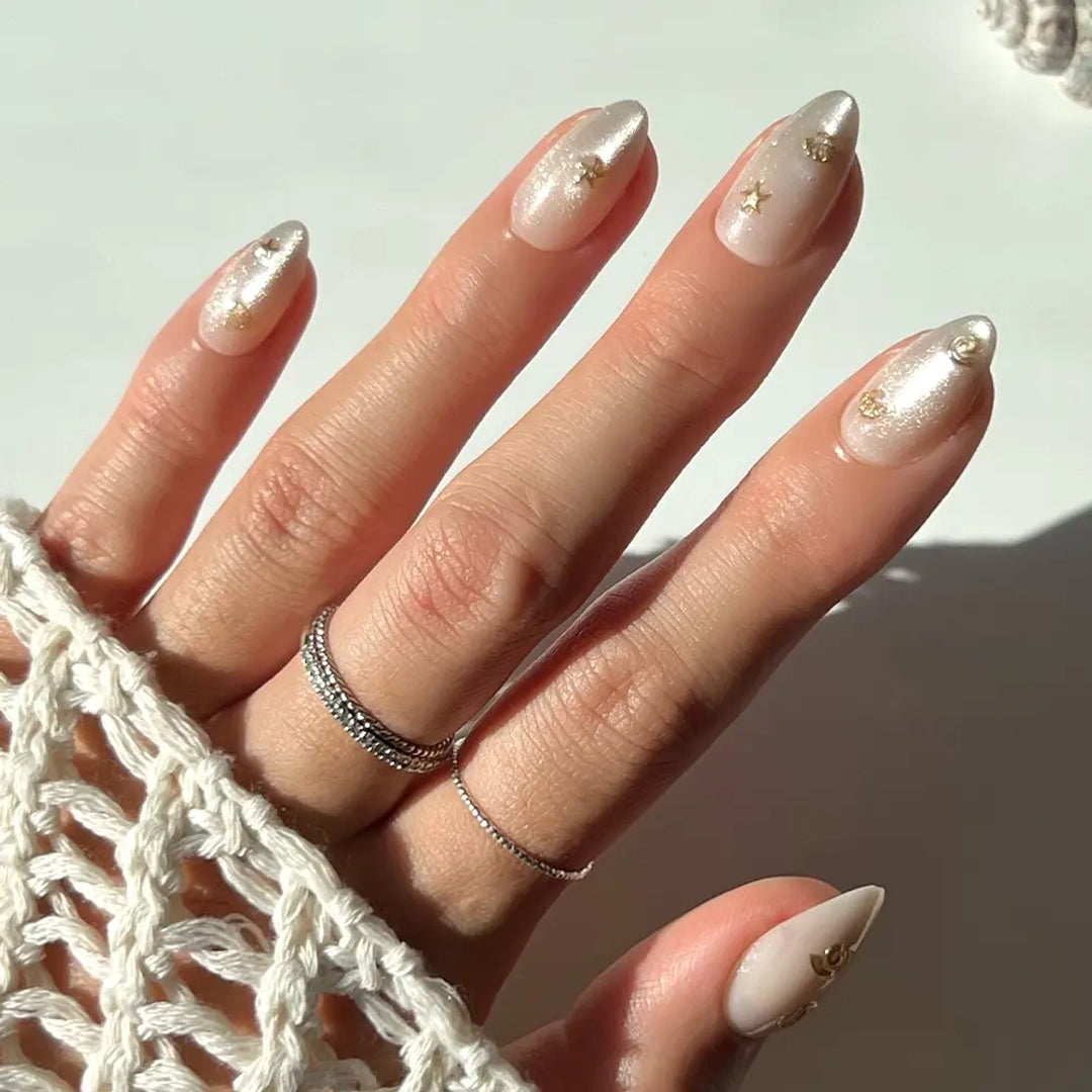 Glamnetic Facebook ad
