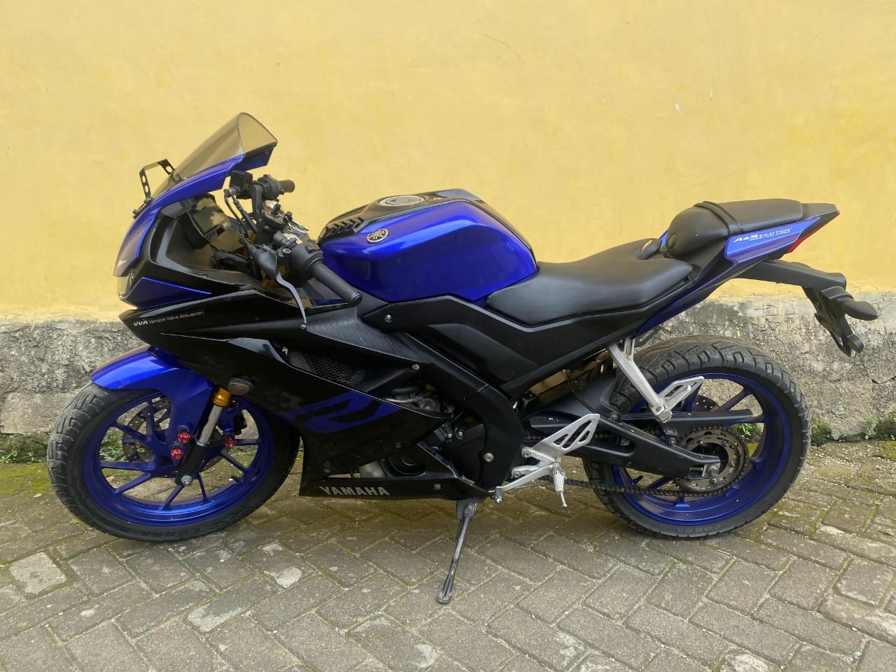 pratama Facebook ad: Dijual cepat yamaha R.15 V3 Tahun 2020 karna…