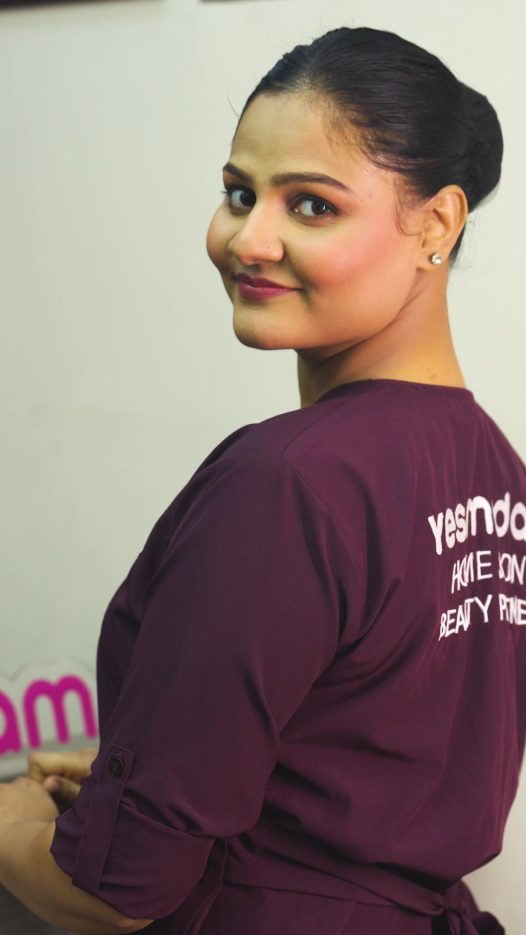 Yes Madam Salon At Home Facebook ad: Home Salon Services Starting at ₹390