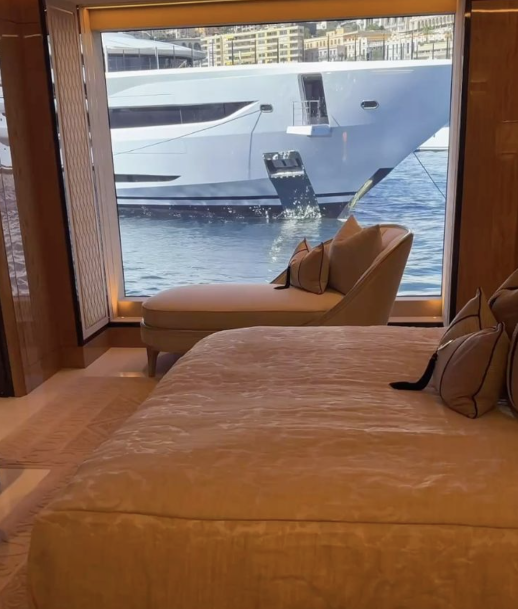 Natalie Brooks Facebook ad: The weird oil request on a mega yacht