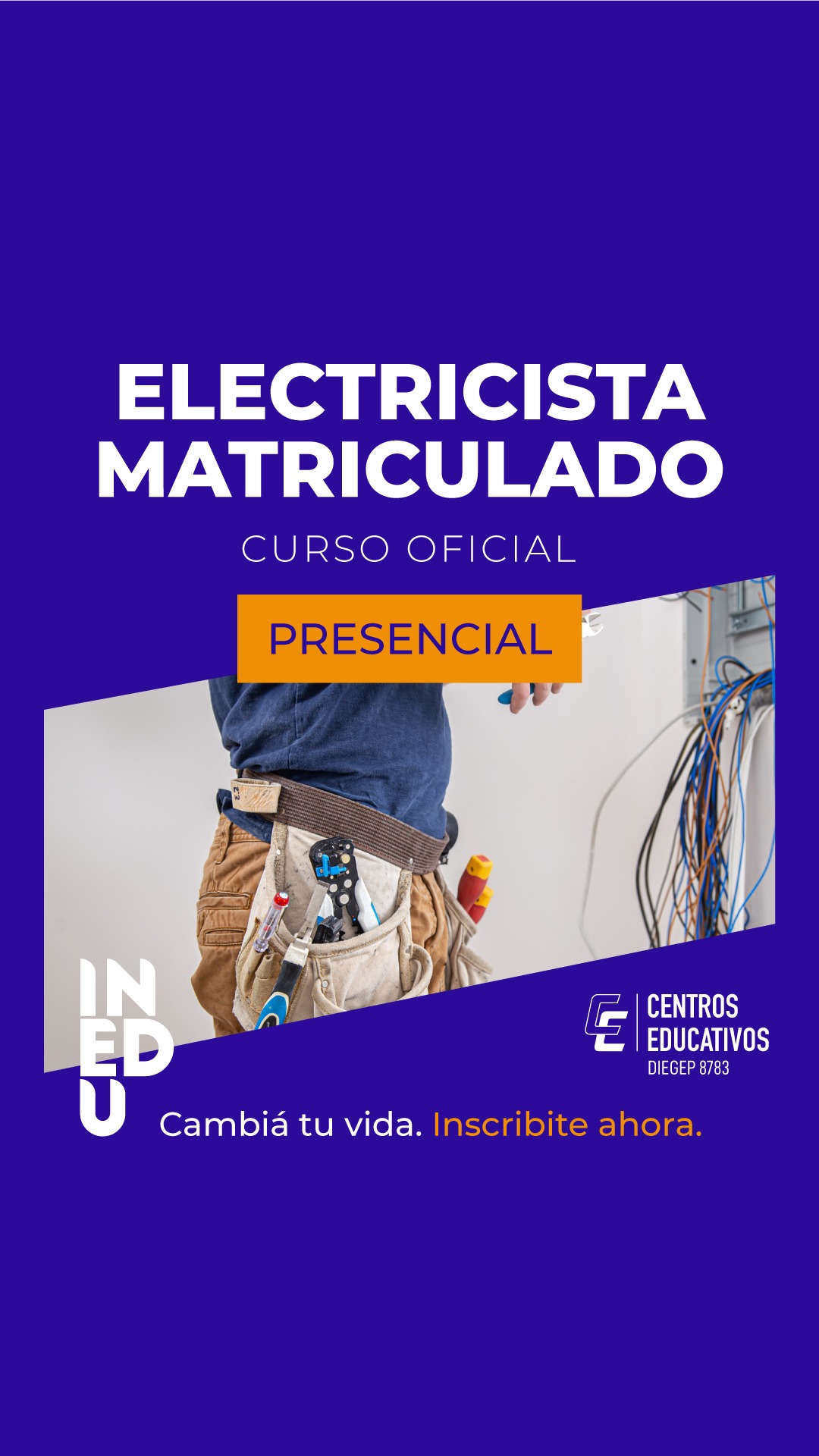 Centros Educativos Facebook ad from May 28, 2025