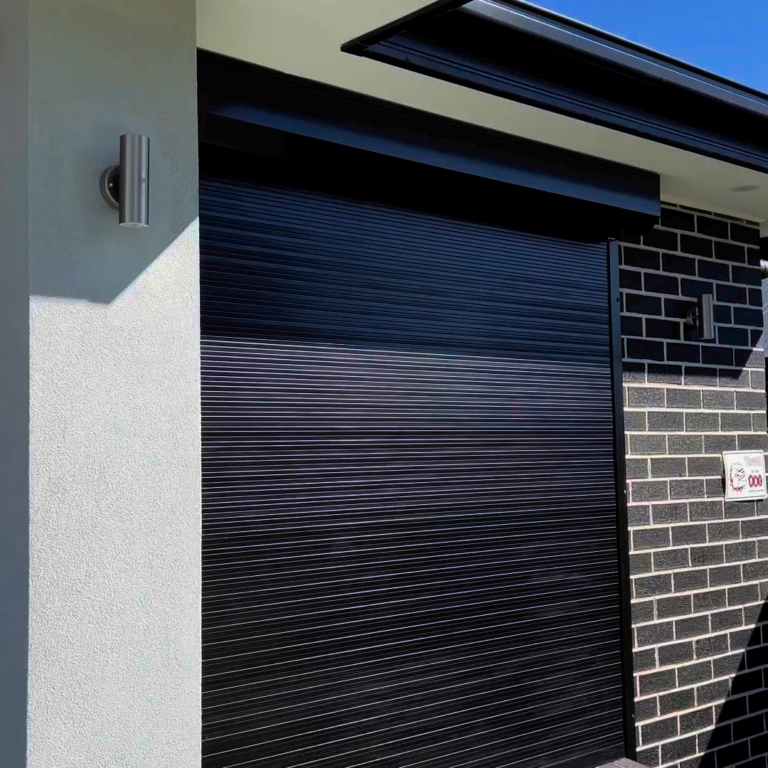Australian Outdoor Living Facebook ad: 4.3 From 2600+ Product Reviews