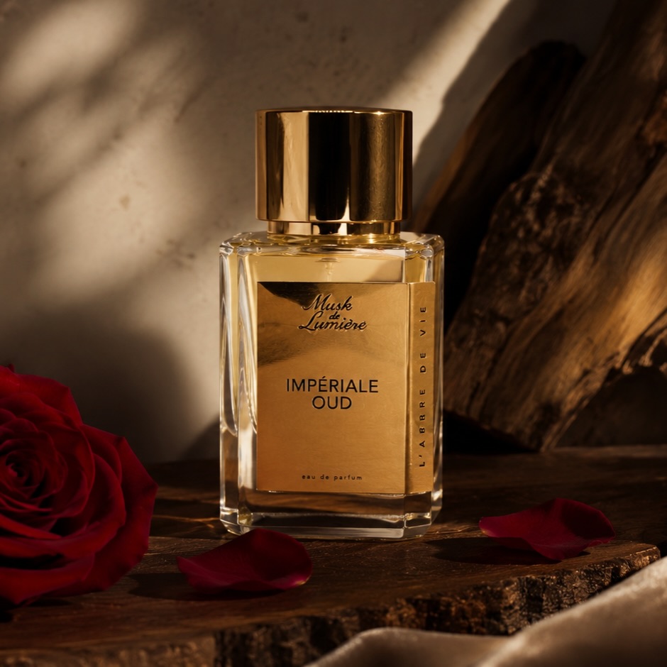 Musk de Lumiere Facebook ad: Discovery Set, 8 Niche Perfume Samples | L'Arbre de Vie |…