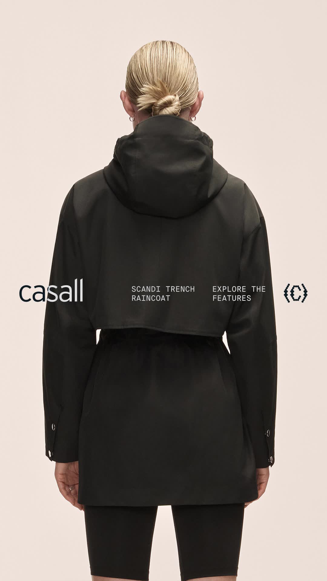 Casall Facebook ad: Scandi Trench Raincoat